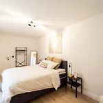 Your Antwerp Adventure Sleeps 4